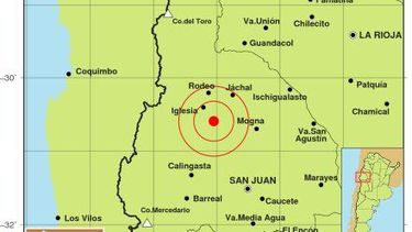 La mañana del feriado arrancó con un movimiento de tierra que se hizo sentir