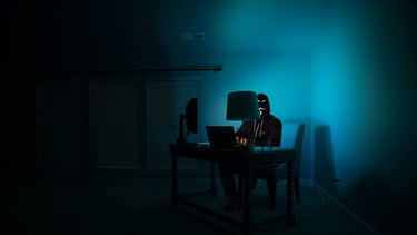 La venta de datos personales en la dark web ha disparado un alerta mundial.