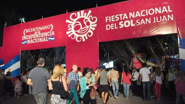 Arrancó la noche rockera y podés seguirla en vivo en Tiempo