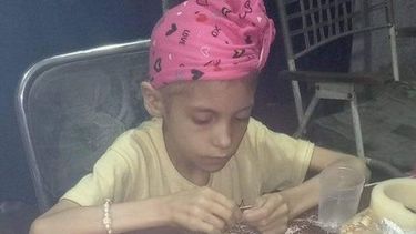 Serenity, la pequeña luchadora sanjuanina que vende sus pulseras para pelearle al cáncer