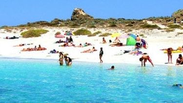 ¡Atención sanjuaninos! Muy cerca de La Serena, una ciudad sorprende con playas escondidas y arena blanca