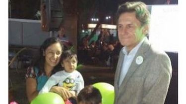 Entregan 10 tablets sorteadas en la FNS