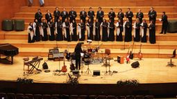 Las voces del coro Beruti se lucieron en el Auditorio Juan Victoria