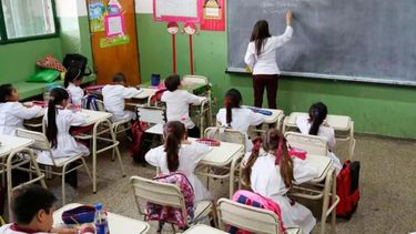¡Atención, docentes! La Junta Primaria informó una importante novedad en San Juan
