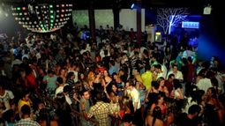 Bolichero sale al cruce de los vecinos: Nos meten a todos en la misma bolsa