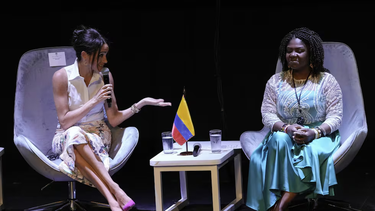Meghan Markle sorprendió al hablar en español en el foro de Mujeres afro y poder en Cali, Colombia.