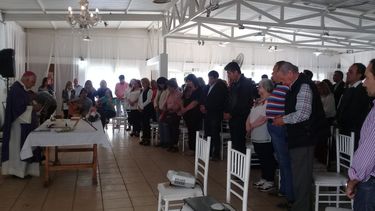 Con la presencia del primer obispo villero se realizó el retiro espiritual político