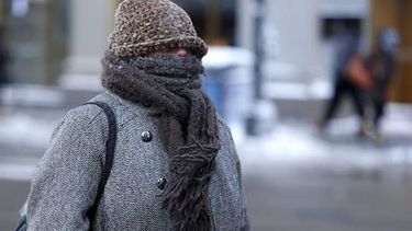 Salí con camperón: llegó la ola polar