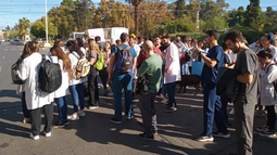 ¿Principio de acuerdo? Salud busca llegar a buen puerto con médicos residentes