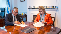 San Juan y Nación firman acuerdos clave en seguridad para combatir delitos complejos San Juan y Nación firman acuerdos clave en seguridad para combatir delitos complejos