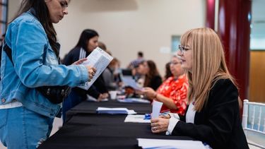 Educación realizará un operativo para reubicar estudiantes secundarios sin vacante en San Juan