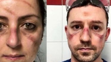 Los “héroes sin capa”: ¿Qué hay detrás del aplauso a los médicos que se propaga en San Juan?