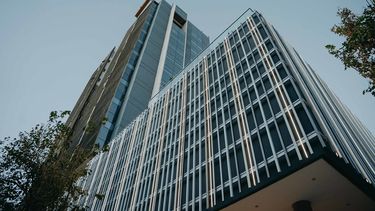 Tras los daños por el viento controlan el hotel 5 estrellas y afirman que tiene las habilitaciones