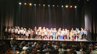 EstudioVI Dance en su última presentación de fin de año.