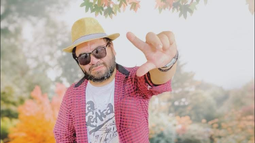 Carlos Guerrero es un enamorado de su tierra y también una persona muy activa en redes, con posteos llenos de buena onda y humor. Carlos Guerrero es un enamorado de su tierra y también una persona muy activa en redes, con posteos llenos de buena onda y humor.