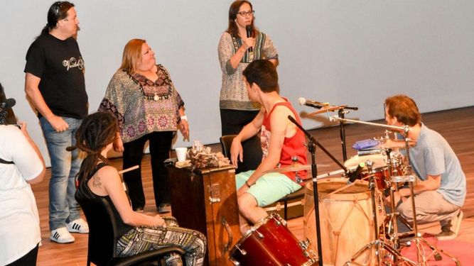 Comenzaron las Clínicas para músicos de Revelaciones