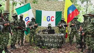 Colombia retoma negociaciones de paz con un importante cártel de drogas