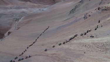 Un lujo: El Espinacito, visto desde un drone