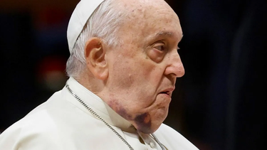 Qué dice el primer parte médico del papa Francisco, tras su internación