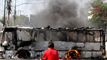 México: más de 60 fallecidos por hechos violentos tras la muerte del capo narco El Mencho