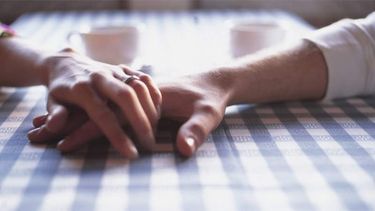 Así promociona la Corte la adopción de una joven de 17 años: Es bondadosa y buena amiga