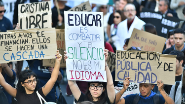 marcha universitaria: pidieron que la corte suprema los acompane y no permita que el gobierno siga incumpliendo la ley marcha universitaria: pidieron que la corte suprema los acompane y no permita que el gobierno siga incumpliendo la ley