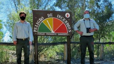 Colocan nueva cartelería en dos importantes parques provinciales: mirá cuáles