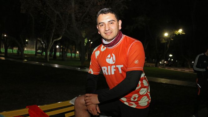 Quién es el bombero que se convirtió en el héroe romántico de San Juan