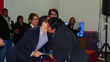 Entregaron becas de transporte para estudiantes de Rawson