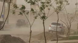 El viento Zonda podría llegar esta tarde para la zona oeste de la geografía sanjuanina. El viento Zonda podría llegar esta tarde para la zona oeste de la geografía sanjuanina.