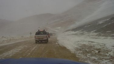En medio de la ola de calor, la nieve sorprendió a los mineros de Veladero