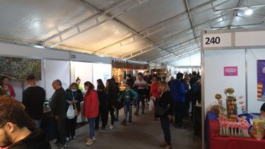 Con gran asistencia, empezó la Feria Internacional de las Artesanías en San Juan