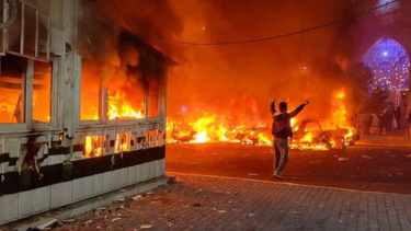 Trump sanciona con aranceles a países que mantengan comercio con Irán