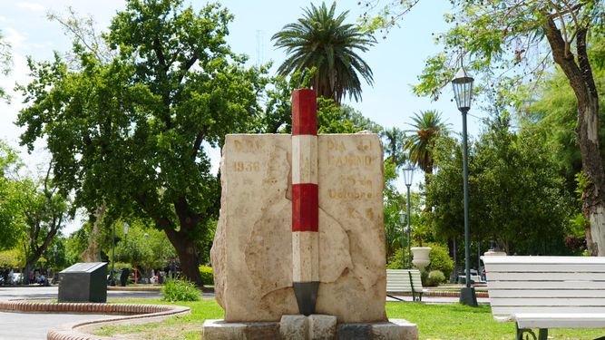 Video: el monolito del Kilómetro 0, el símbolo del comienzo de San Juan