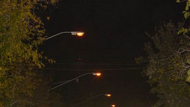 Más de 12 cuadras de calle Reconquista, con nueva luminaria