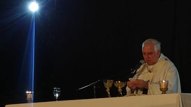 Monseñor Lozano pidió fraternidad, piedad y ayuda al pobre en Casa de Gobierno