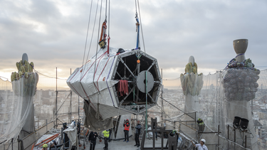 La Sagrada Familia avanza hacia su cima histórica y suma un nuevo hito arquitectónico