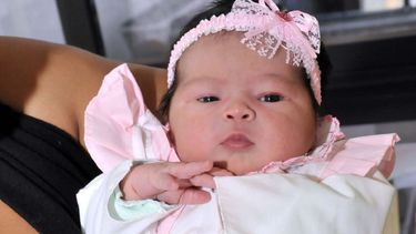 Maia Yocelín Ríos, la primera bebé del 2015 en el Sanatorio Argentino