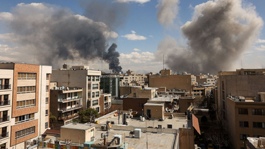 Irán informó que, desde que comenzó el ataque de EEUU e Israel, murieron 1.045 personas