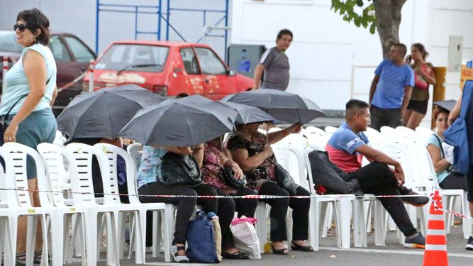 Se largó la lluvia y evalúan qué pasará con el Carrusel