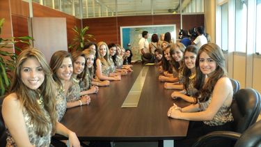 FNS: Las candidatas a Reina se interiorizaron sobre el Túnel de Agua Negra