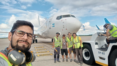 Flybondi busca empleados en San Juan: cómo anotarse