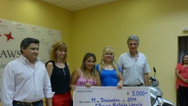 Entregaron los premios del Concurso de vidrieras navideñas