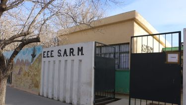 Mandaron a desinfectar la escuela del pequeño de 12 años que falleció por un virus