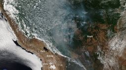 El humo del Amazonas llega a San Juan