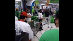 Aplausos en el supermercado: la triste despedida de una cajera que murió de COVID en San Juan