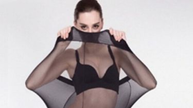 Polémica por anuncio en la web: venden ropa XL usando modelos XS