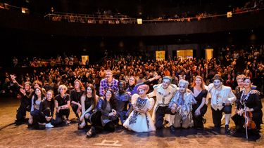Impactante estreno de la obra El hombre que perdió su sombra