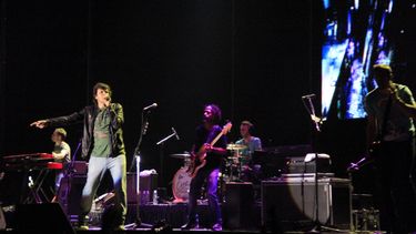 Ciro volvió locos a los sanjuaninos y prometió ayuda para los evacuados