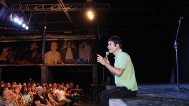 Claudio María Domínguez brindó su espiritualidad a más de 200 personas